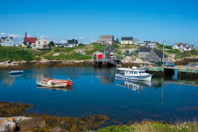 Halifax Shore Excursion: Peggy's Cove Half Day Tour - Peggy’s Cove: Lighthouse Photos and That Rocky Shore Feeling