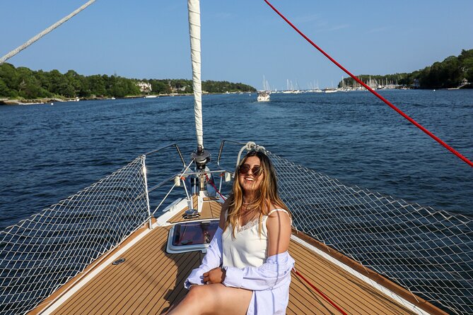 Halifax Summer Breeze Sail - Your onboard welcome: custom cocktail or mocktail
