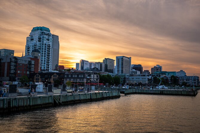 Halifax Sunset Cruise Ft. a Live Musician - Live music on board: the entertainment glue