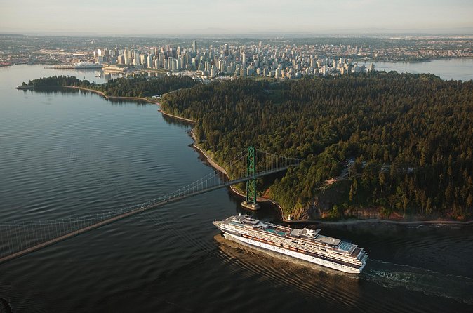 Helicopter Tour of Vancouver City (Depart SKY Hangar) - Downtown from the sky: Burrard Inlet, False Creek, and the waterline feel