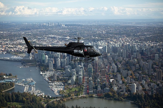 Helicopter Tour of Vancouver City (Depart SKY Hangar) - Lions Gate Bridge: Guinness-era engineering in seconds