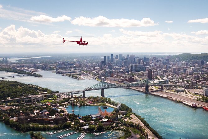 Helicopter Tour Over Montreal - Timing, Delays, and Why Your Minutes Might Not Match the Ad