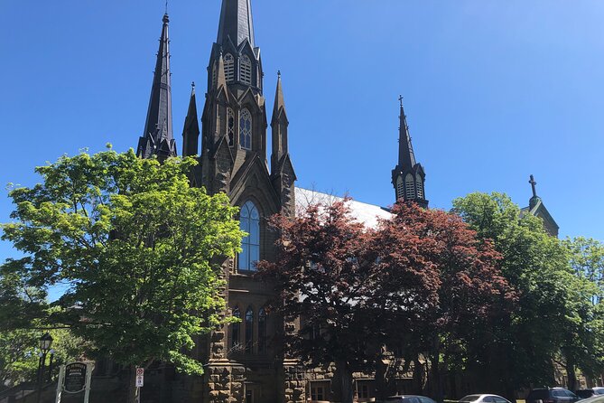 Historic Walking Tour of Charlottetown - Town hall origins from 1888, plus a green break