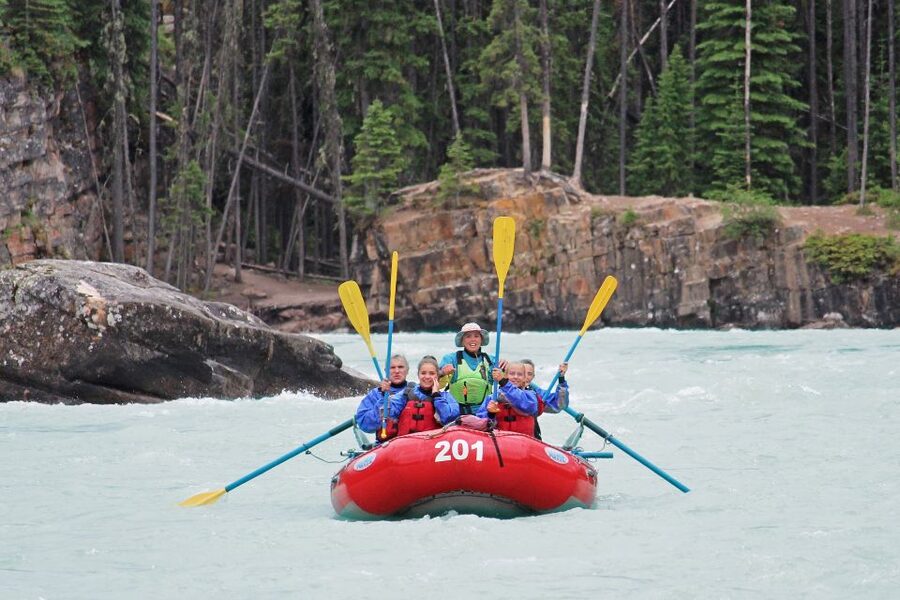 Jasper: Canyon Run Family Whitewater Rafting - What to bring, so you stay warm even after you get soaked