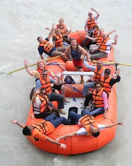 Jasper: Jasper National Park Easy 2-Hour Rafting Trip - Entering Jasper by raft: why the Athabasca feels special
