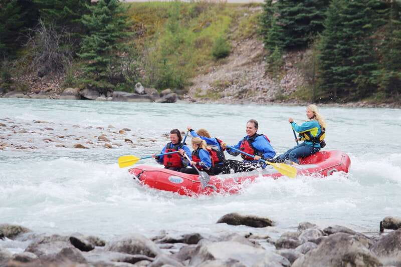 Jasper National Park Family Friendly Rafting Adventure - Safety briefing and paddle practice, before the rapids actually hit