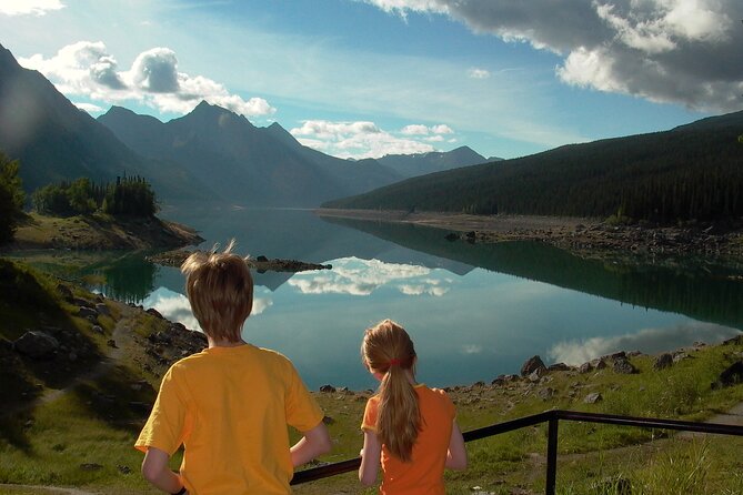 Jasper National Park Tour: Maligne Valley, Medicine Lake and Spirit Island - Price and value at about $154.71 per person