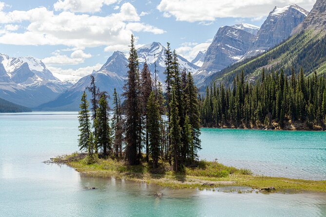 Jasper National Park Tour Maligne Valley, Medicine Lake with Walk - Weather can change the feel of the day