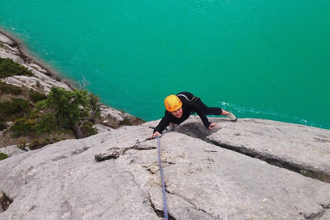 Jasper Rock Climbing Experience - Jasper Limestone, Ropes, and the Athabasca River Side of Adventure
