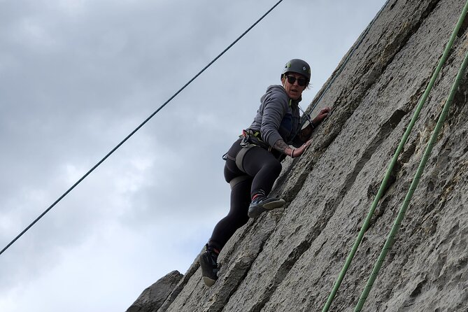 Jasper Rock Climbing Experience - Climbing Routes From Easy to Challenging, With Real Coaching