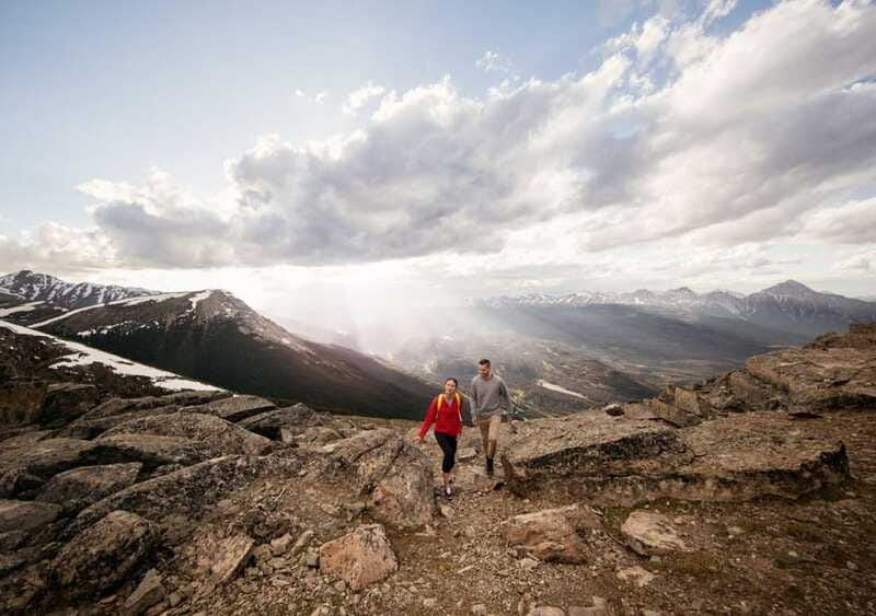 Jasper SkyTram Roundtrip Flight Ticket - Whistlers Summit Trail: 1.4 km to 2,463 meters and the 360-degree payoff