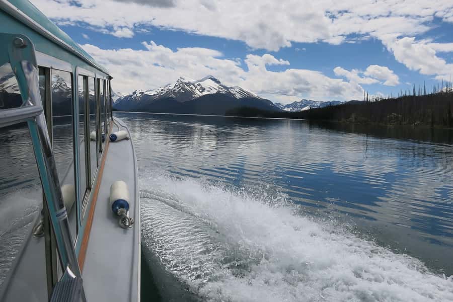 Jasper: Wildlife and Waterfalls Tour with Maligne Cruise - Timing and Weather: What 6 Hours Feels Like in the Real World