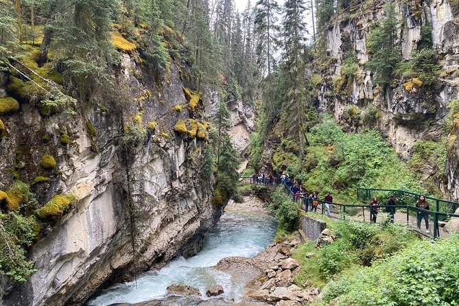 Johnston Canyon, Marble Canyon Hiking and Banff Town day tour - Why This Day Trip Starts With Johnston Canyon Icefalls