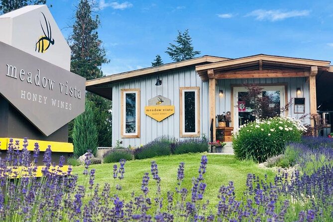 Kelowna E-Bike Bee Tour, Tastings, Organic Lunch & Audio Guide - Why an e-bike bee tour makes sense in Kelowna
