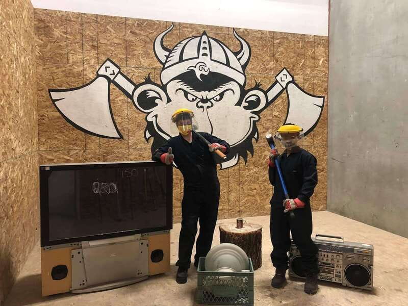 Kelowna: E-Bike Ride and Axe Throwing Adventure - Key things to know before you go
