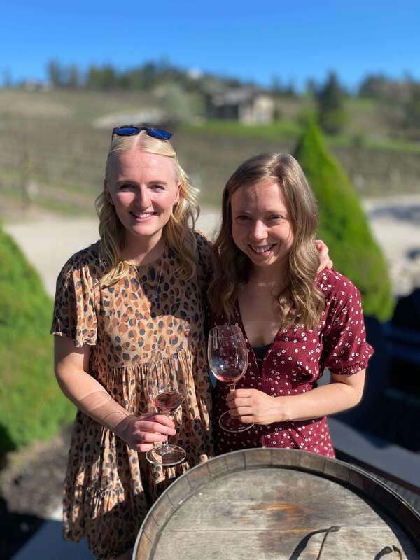 Kelowna: East Kelowna Full Day Guided Wine Tour - Comfort perks that make wine touring actually pleasant