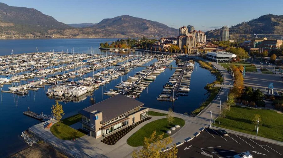 Kelowna: Guided E-Bike City Highlights Tour - Laurel Packing House and Kasugai Gardens, Culture in Two Quiet Stops