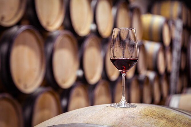 Kelowna Mystery Full Day Guided Wine Tour With 5 Wineries - Stop 4: Modest Butcher at Mt. Boucherie, lunch reservation included