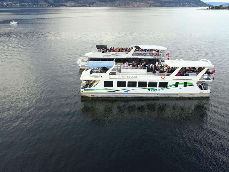 Kelowna: Okanagan Lake Afternoon Cruise - Meeting next to the Kelowna Visitor Centre, and how early to arrive