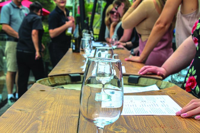Kelowna or West Kelowna Afternoon Sightseeing Wine Tour - Wine tastings included, no lunch included: how to time your sampling