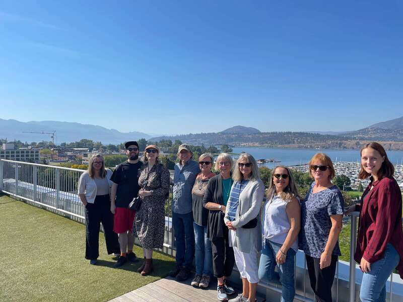 Kelowna: Walking Food Tour with 7 Tastings and 4 Drinks - BNA Brewing Co. and Chaibaba tea: how the day balances comfort and fun