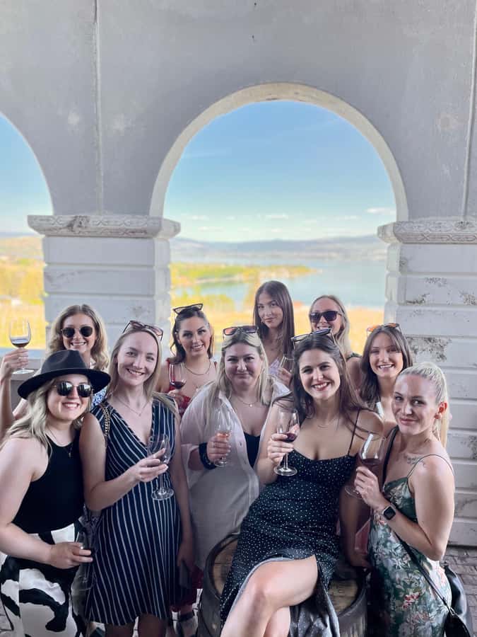 Kelowna: West Kelowna Half Day Guided Wine Tour - Meet the four winery stops, and how to use your tasting time