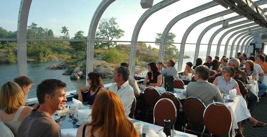 Kingston: Lunch Cruise of Thousand Islands - The 3-Hour Route: From Kingston Sights to the Thousand Islands Classics