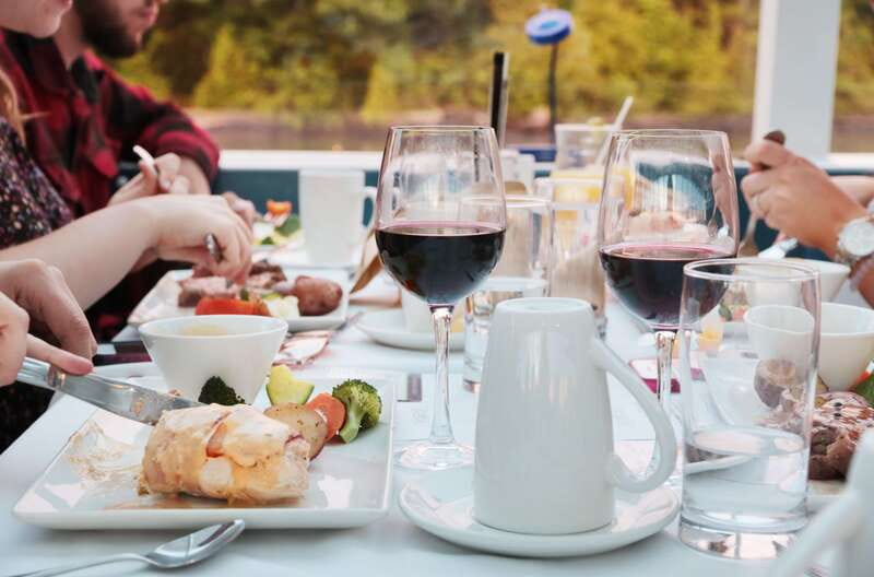 Kingston: Sunset Dinner Cruise - Island Queen vs Island Star, and Why Your Day Changes the Experience