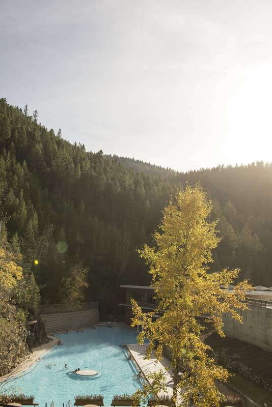 Kootenay: From Icy Mountain Rivers to Steamy Hot Springs - Getting to Kootenay: Great Divide views and the road rhythm