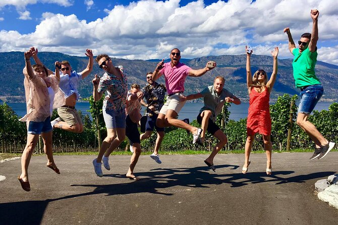 Lake Country Full Day Lunch Wine Tour-Incl. Tastings & Guide Grat - Lake Country in one day: why this tour makes sense