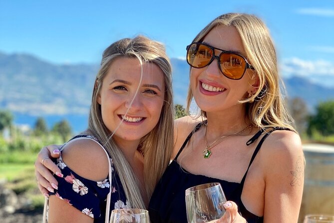 Lake Country Half Day Guided Wine Tour With 4 Wineries - Guides, Drivers, and the Real-Life Difference Between a Good and Great Tour