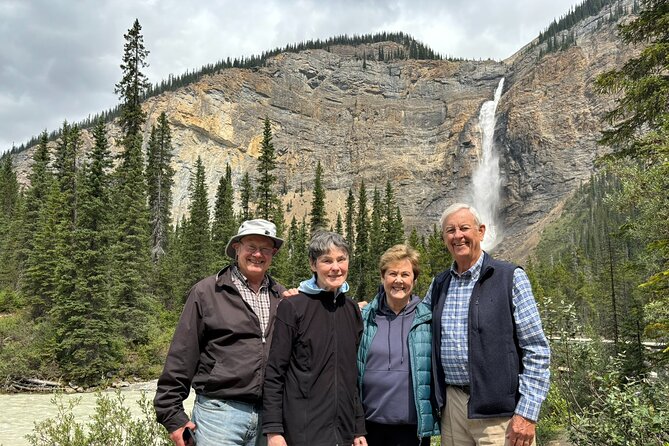 Lake Louise and Moraine Lake Full Day Tour - Lake Louise Village And The Visitor Centre Break: Lunch On Your Terms