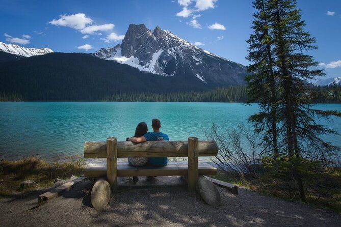 Lake Louise, Moraine/Bow, Emerald & Peyto - 4 Lakes in Banff - The Lunch Break at Lake Louise Village Grill and Bar