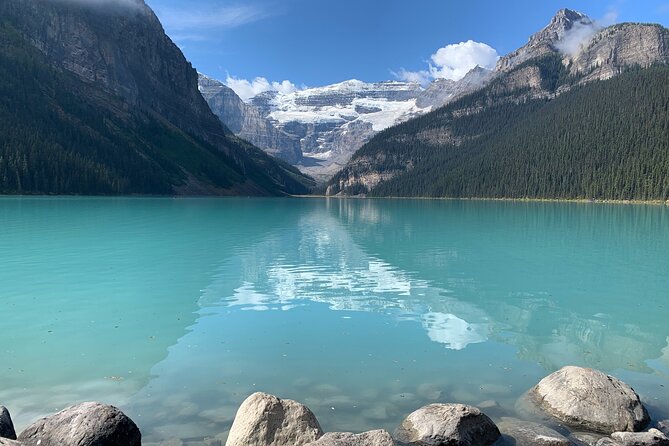 Lake Louise, Moraine Lake and the Icefields Parkway Full-Day Tour - Pickup in Banff and Canmore, plus the small-group advantage