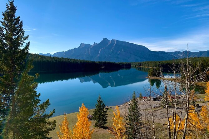 Lake Louise, Moraine Lake and the Icefields Parkway Full-Day Tour - Food, comfort breaks, and what to pack for a long day