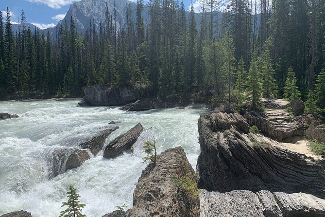 Lake Louise Moraine Lake Emerald Lake Yoho Banff National Park - Natural Bridge: the short stop that can surprise you