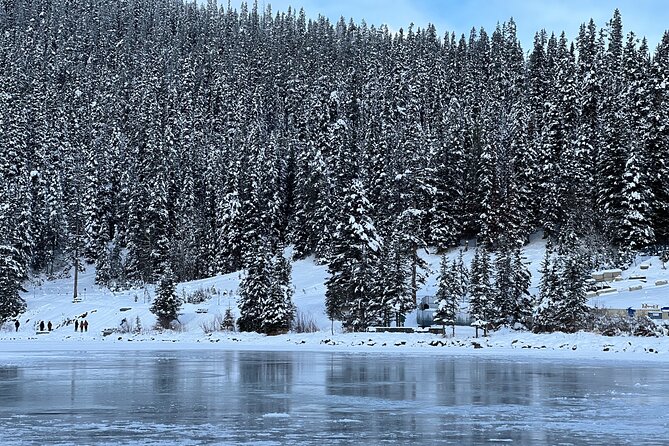 Lake Louise, Moraine Lake, Peyto Lake, Crowfoot, Johnston Canyon - Pickup in Calgary, Canmore, and Banff, with times that need respect