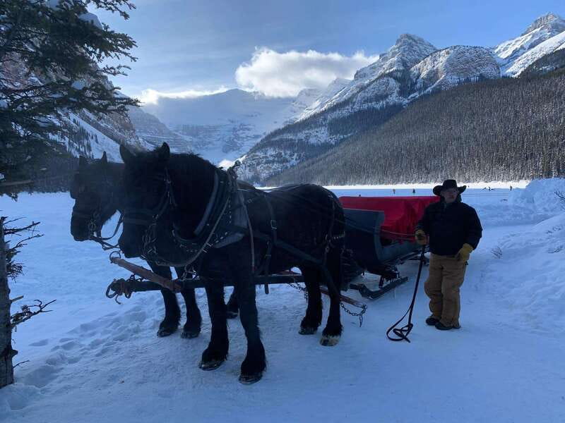 Lake Louise Winterland Tour - The frozen lakeshore photo stop and guided walk