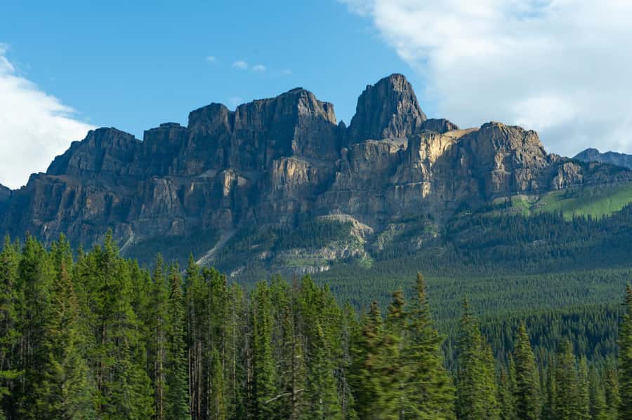 Lakes Moraine, Louise, Emerald, Johnston Canyon & Yoho Tour - Emerald Lake and Natural Bridge: Yoho’s Mix of Still Water and Force