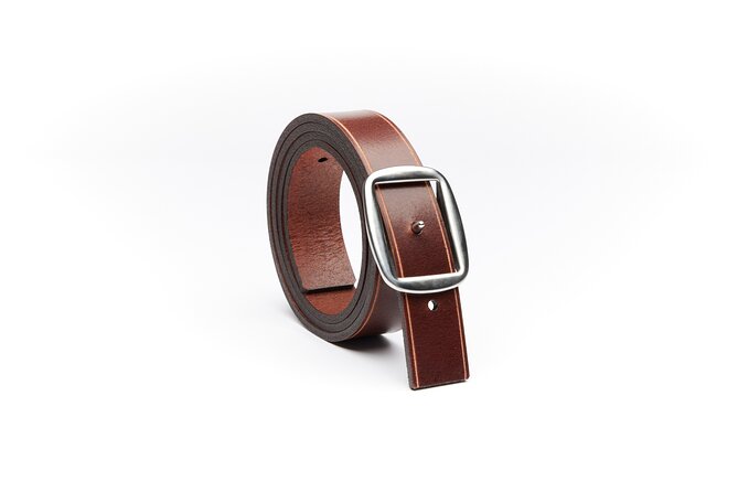 Leather belt making workshop - Leather selection: the part that affects everything