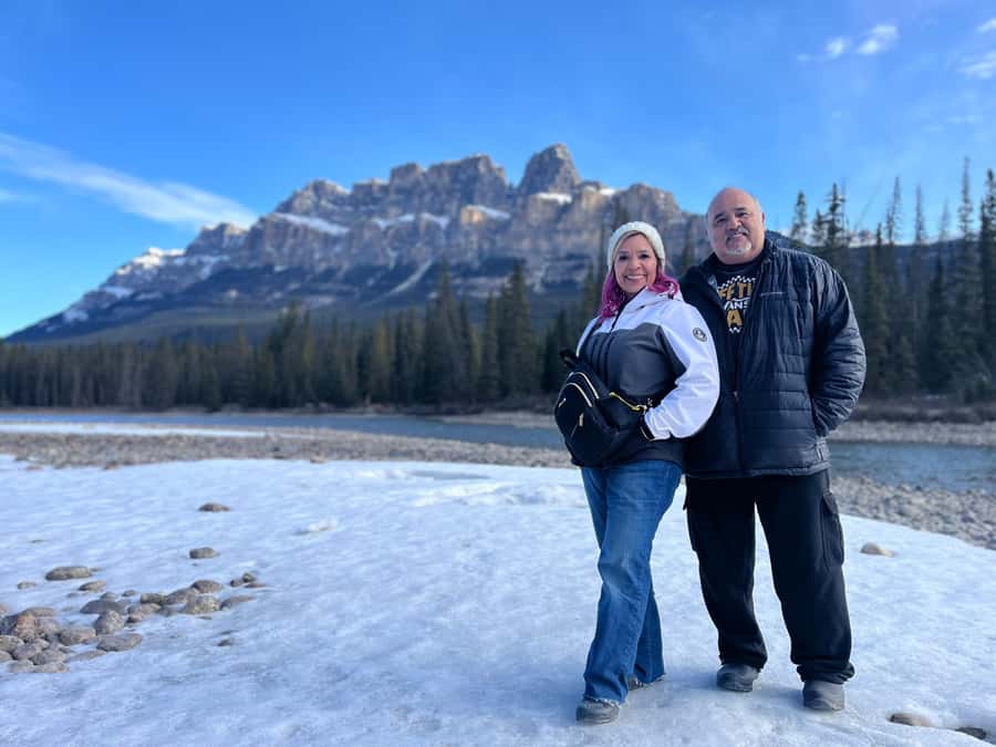 Louise, Moraine/Bow, Emerald, Peyto- 4 Lake Tour - Castle Mountain pass: an easy moment that sets the stage