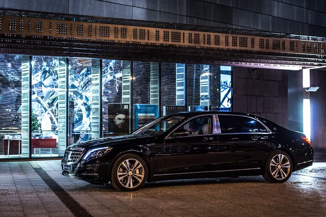 Low Cost :- Hire Full or Half Day Executive Luxury Car Services in Toronto - City and Wine Tours: Private Routing That Matches Your Pace