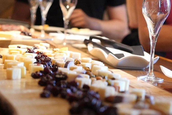 Lunch in the Vineyard: A Scenic Niagara Wine Tour Experience - Konzelmann Estate Winery: Niagara’s only lakefront winery