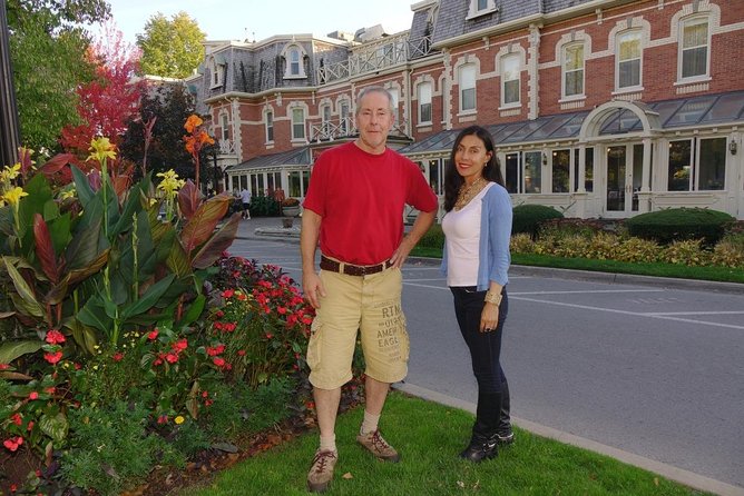 Luxury Small-Group Niagara Falls Day Tour from Toronto with Hornblower Cruise - Niagara-on-the-Lake on foot: what you can do in 1 hour
