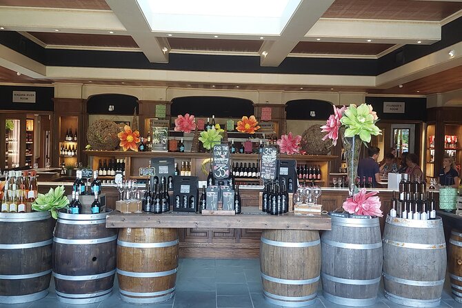 Luxury Wine Tours to Niagara On The Lake - Private guide energy: what “customization” looks like