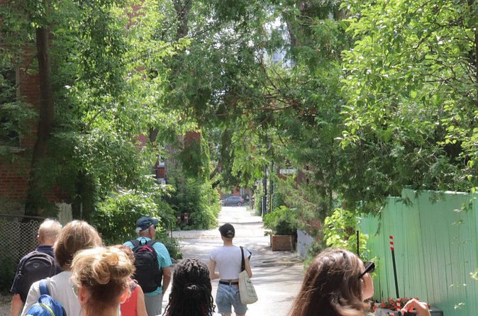 Making Their Mark: Montreal Jewish History Walking Tour - The core route: how the streets tell the story