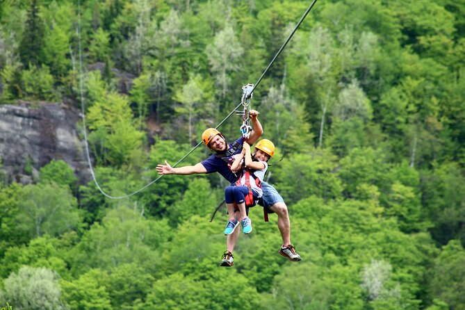 Mont-Catherine Ziplines - The maple forest hike, your warm-up with views