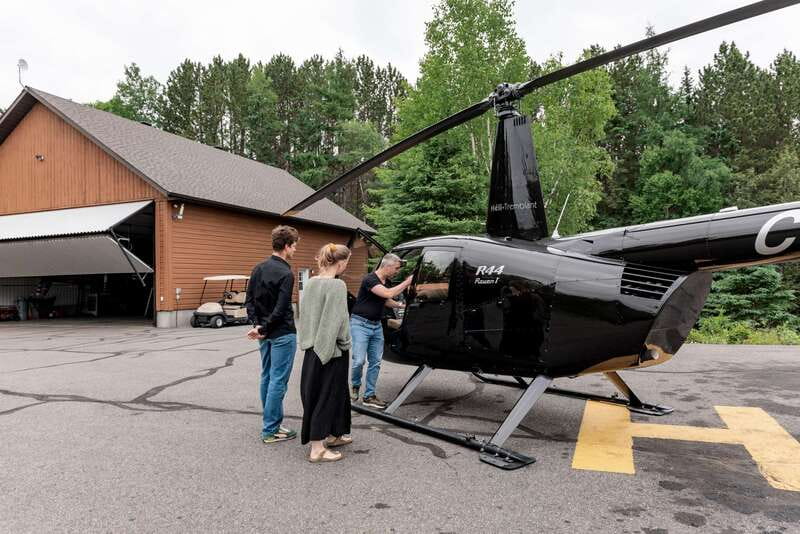 Mont Tremblant: Helicopter Tour with Optional Stopover - Robinson R44 comfort, windows, and the gear that makes it easier