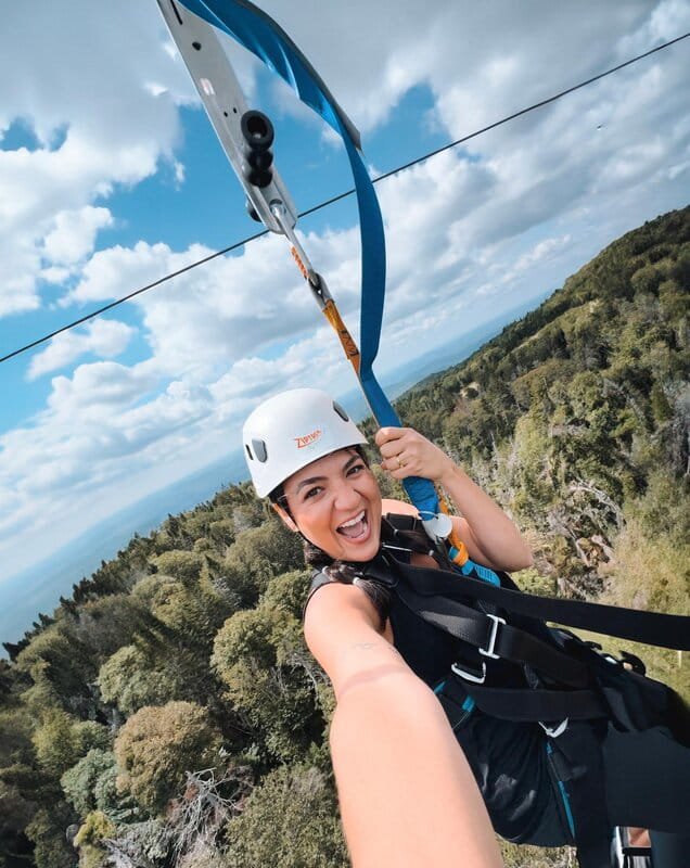 Mont Tremblant: Summit Zip-Lining Tour with 5 Zip Lines - Gondola to the Summit: The Warm-Up Before You Fly
