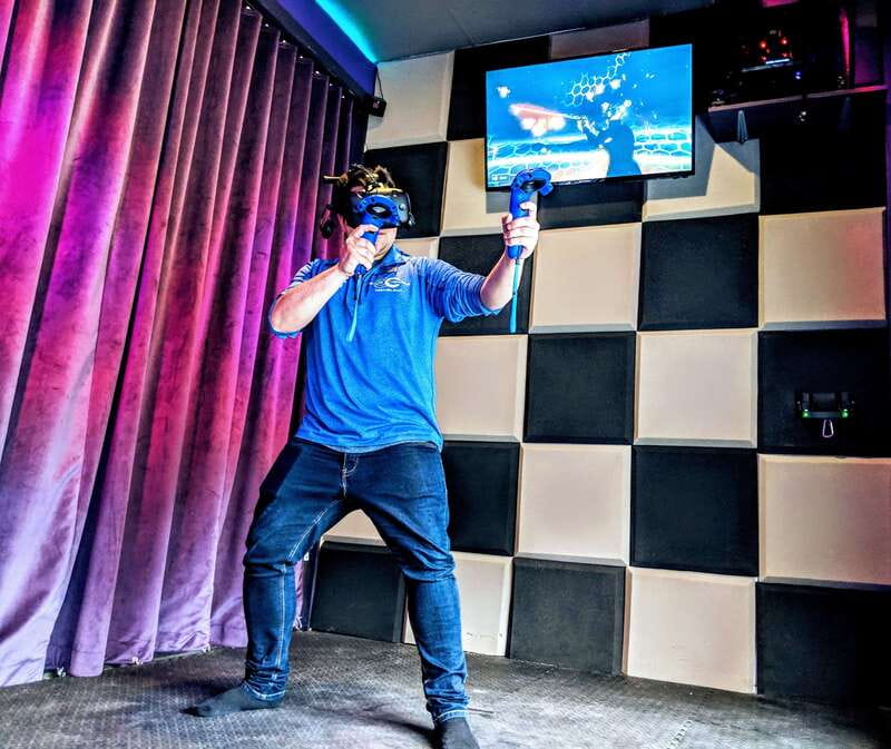 Mont Tremblant: Virtual Reality Gaming Session - Should You Book This Mont Tremblant VR Gaming Session?